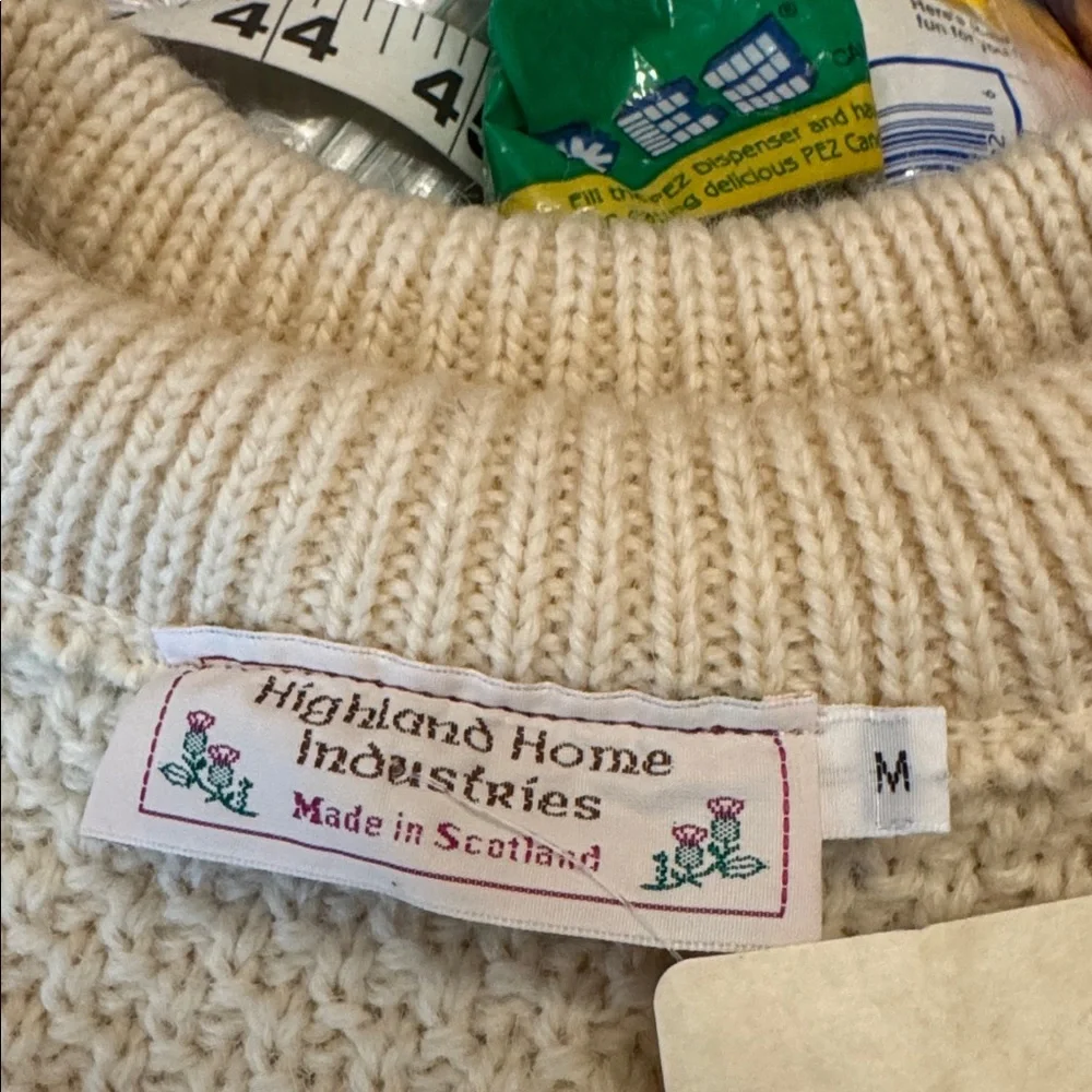 Wool Cable Knit Sweater. Highland Home. Made in Scotland. Medium Unisex. NWT - Picture 8 of 13